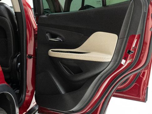Used 2018 Buick Encore Preferred FWD image 15