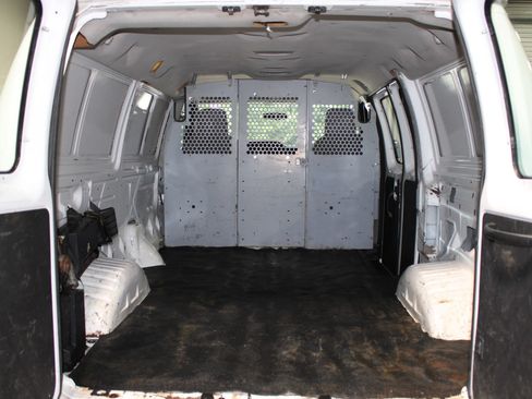 Used 2009 Ford E-150 and Econoline 150 RWD image 27