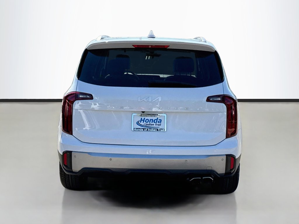 Used 2025 Kia Telluride S FWD image 6