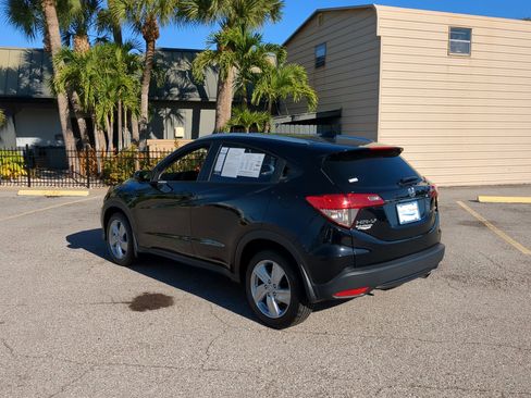 Used 2019 Honda HR-V EX image 8