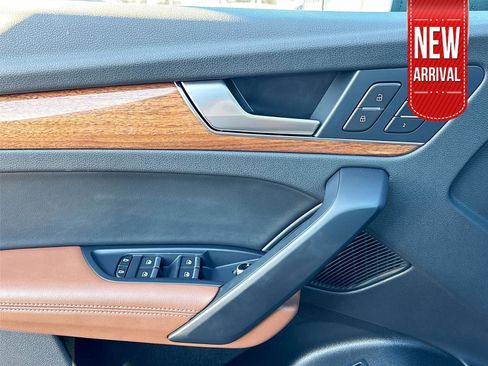 Used 2022 Audi Q5 2.0T Premium Plus image 19