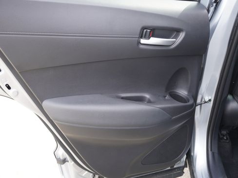 Used 2024 Toyota Corolla Cross XLE w/ Convenience Package FWD image 13