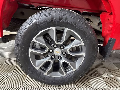 Used 2023 Chevrolet Silverado 1500 LT image 31