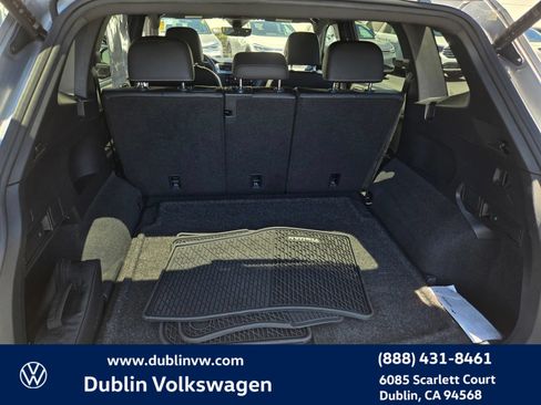 Used 2022 Volkswagen Tiguan SE R-Line AWD/4WD image 22