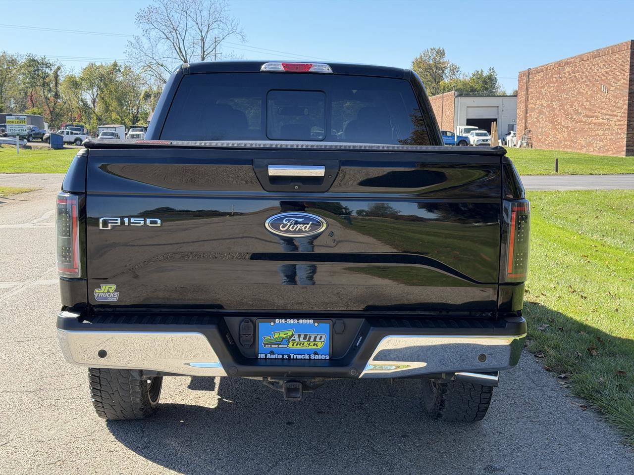 Used 2016 Ford F150 XLT w/ Equipment Group 302A Luxury AWD/4WD image 5