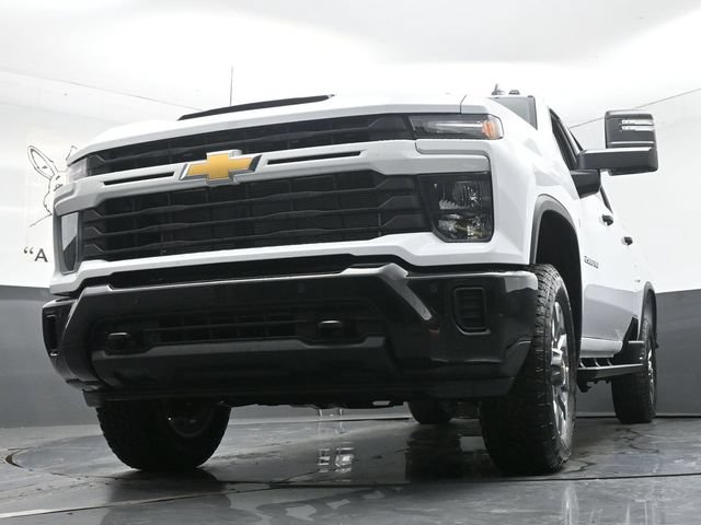 New 2026 Chevrolet Silverado 2500 Custom w/ Custom Value Package AWD/4WD image 34