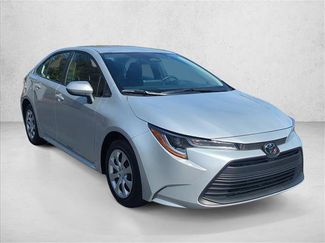 Certified 2025 Toyota Corolla LE video 3