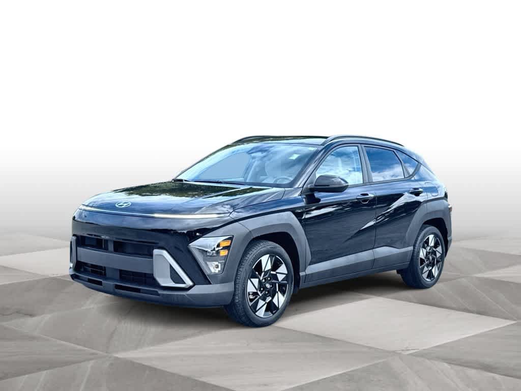 Used 2024 Hyundai Kona SEL FWD image 4