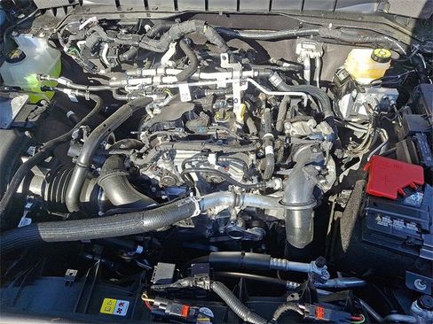 New 2025 Ford Bronco 4-Door image 11