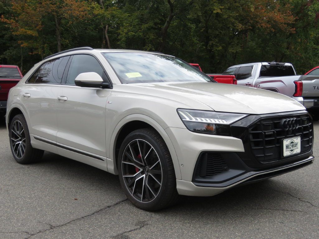 Used 2021 Audi Q8 Premium Plus w/ Premium Plus Package AWD/4WD image 3