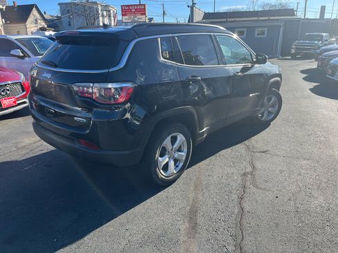 Used 2020 Jeep Compass Latitude w/ Popular Equipment Group image 4