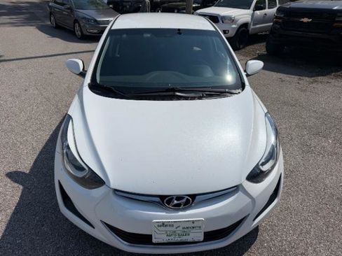 Used 2016 Hyundai Elantra SE FWD image 9