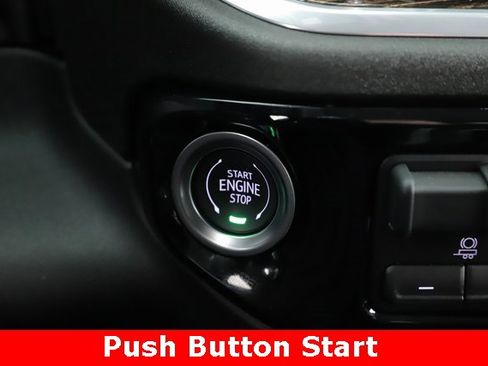 Used 2025 GMC Sierra 1500 Elevation w/ Elevation Premium Package image 24