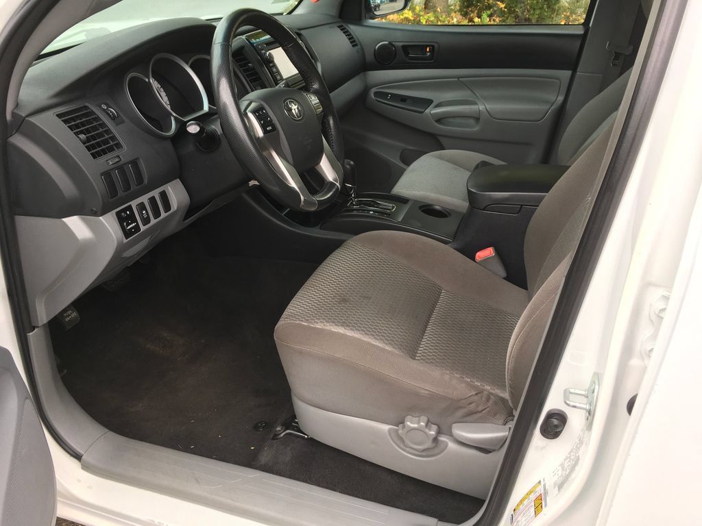 Used 2013 Toyota Tacoma 2WD Double Cab w/ Convenience Pkg image 19