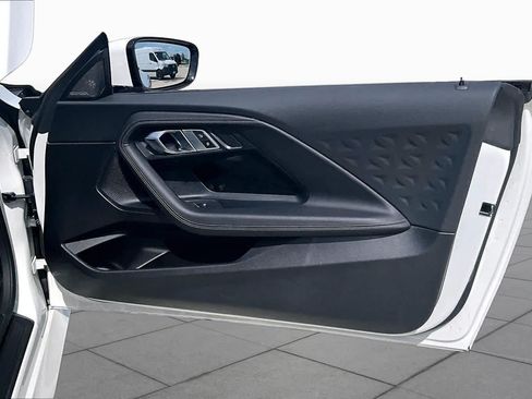 Used 2023 BMW 230i Coupe w/ Premium Package RWD image 23