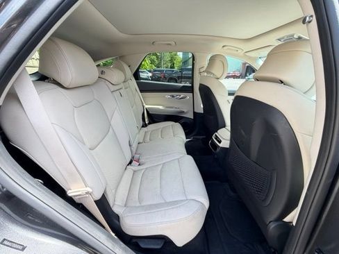 Used 2024 Genesis GV70 2.5T w/ Select Package AWD/4WD image 14