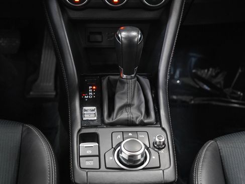 Used 2019 MAZDA CX-3 Touring w/ Preferred Equipment Package AWD/4WD image 19