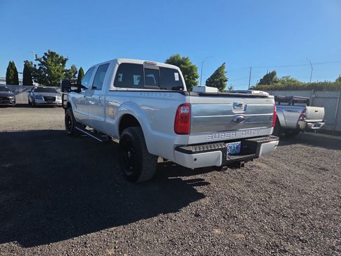 Used 2016 Ford F250 Platinum AWD/4WD image 3