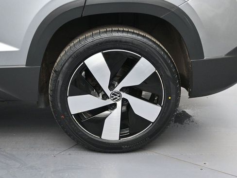 Used 2023 Volkswagen Taos S w/ Driver Assistance Package AWD/4WD image 11