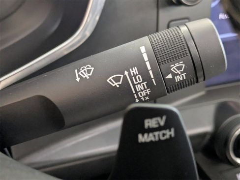 Used 2015 Chevrolet Corvette Z06 w/ 3LZ Preferred Equipment Group image 27