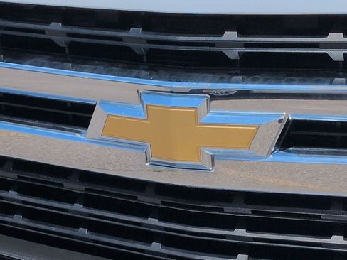 Used 2021 Chevrolet Silverado 1500 LT w/ Bed Protection Package AWD/4WD image 11