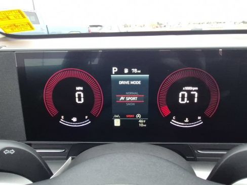 New 2026 Hyundai Kona SE AWD/4WD image 23
