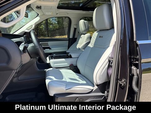 Used 2026 Ford Expedition Platinum w/ Platinum Ultimate Package AWD/4WD image 12