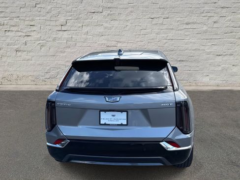 New 2026 Cadillac Optiq Luxury 2 image 6