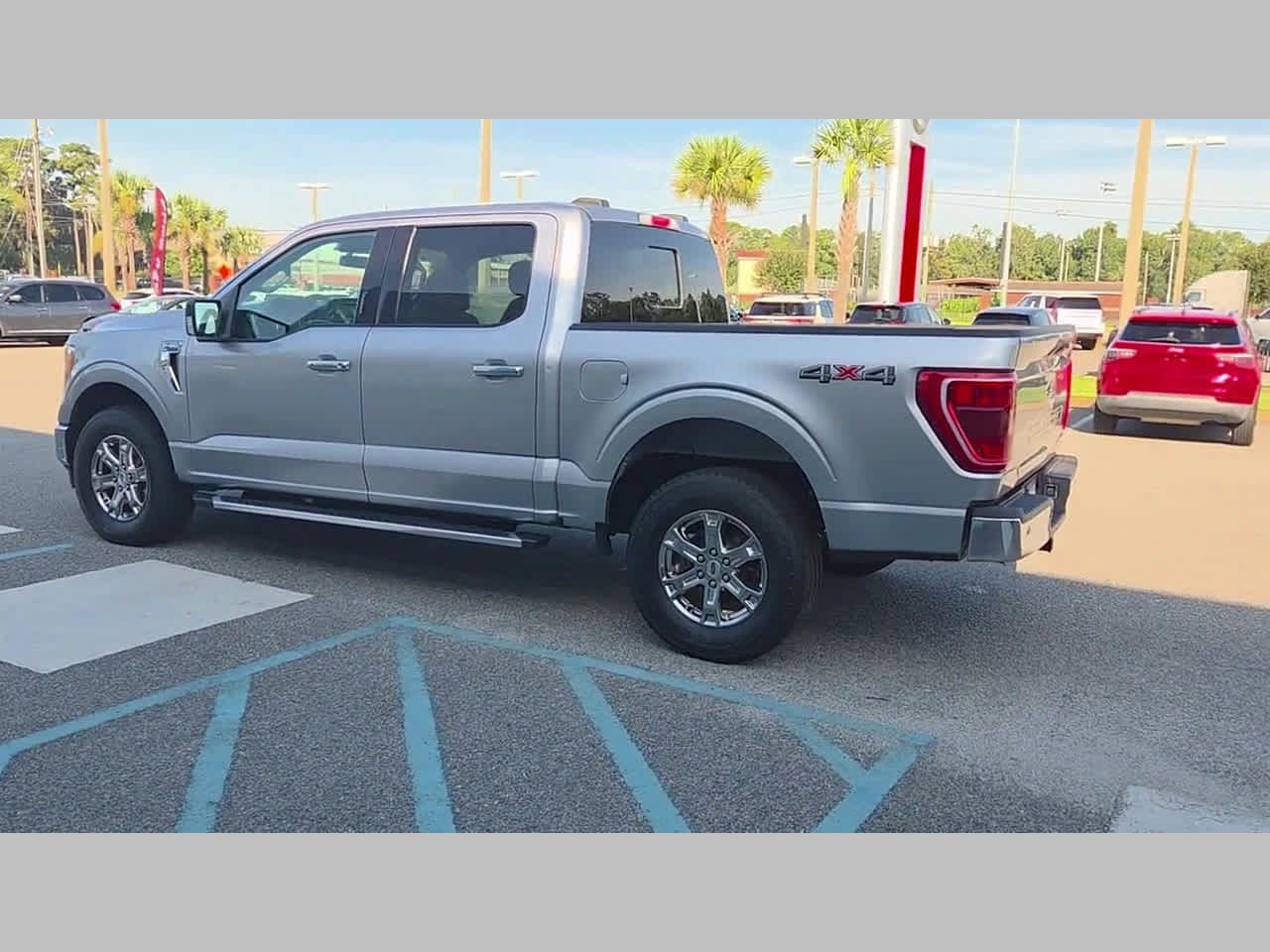 Used 2022 Ford F150 XLT w/ Equipment Group 302A High AWD/4WD image 28