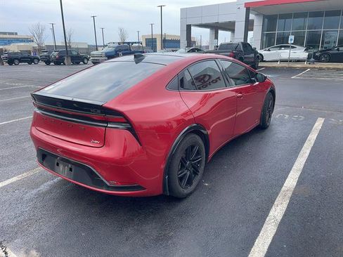 Used 2023 Toyota Prius XLE image 12