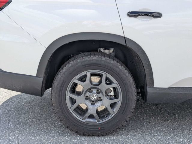 New 2026 Honda Pilot TrailSport image 11