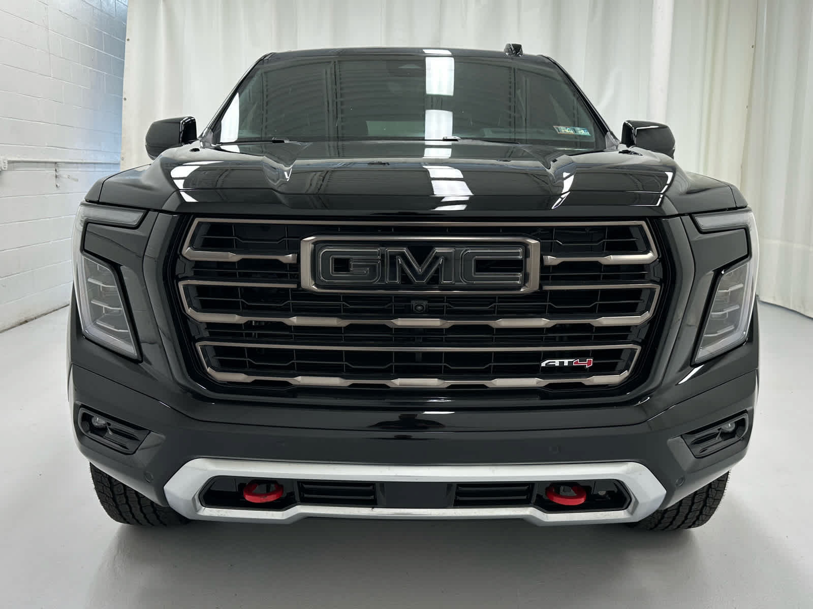 Used 2026 GMC Yukon AT4 Ultimate AWD/4WD image 5