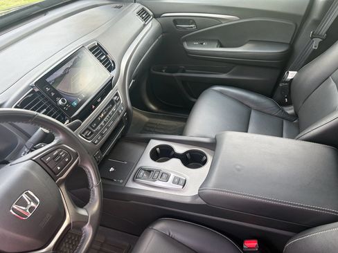 Certified 2024 Honda Ridgeline RTL image 17