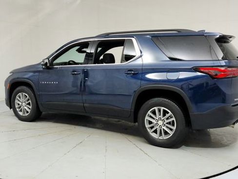 Certified 2023 Chevrolet Traverse LT image 3