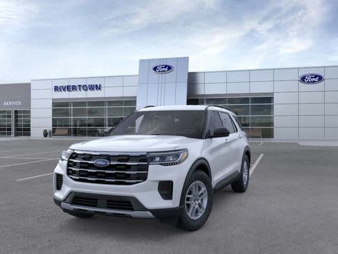 New 2026 Ford Explorer Active RWD image 2