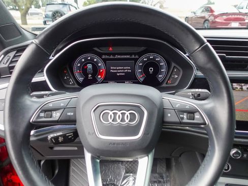 Used 2021 Audi Q3 2.0T Premium Plus w/ Premium Plus Package image 12