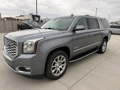 Used 2018 GMC Yukon XL Denali w/ Open Road Package image 7
