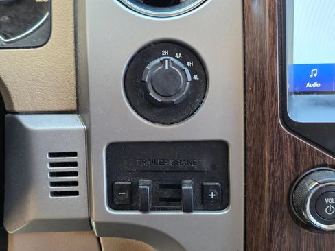 Used 2013 Ford F150 Lariat w/ Mid Equipment Group AWD/4WD image 27