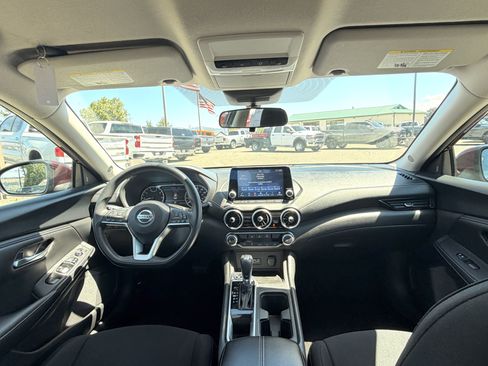 Used 2023 Nissan Sentra SV FWD image 11