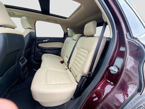 Used 2022 Ford Edge SEL w/ Convenience Package AWD/4WD image 26