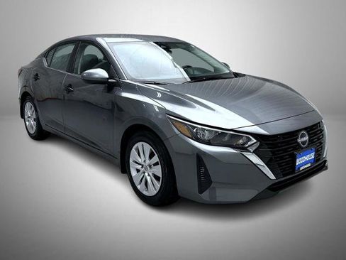 Certified 2025 Nissan Sentra S image 3