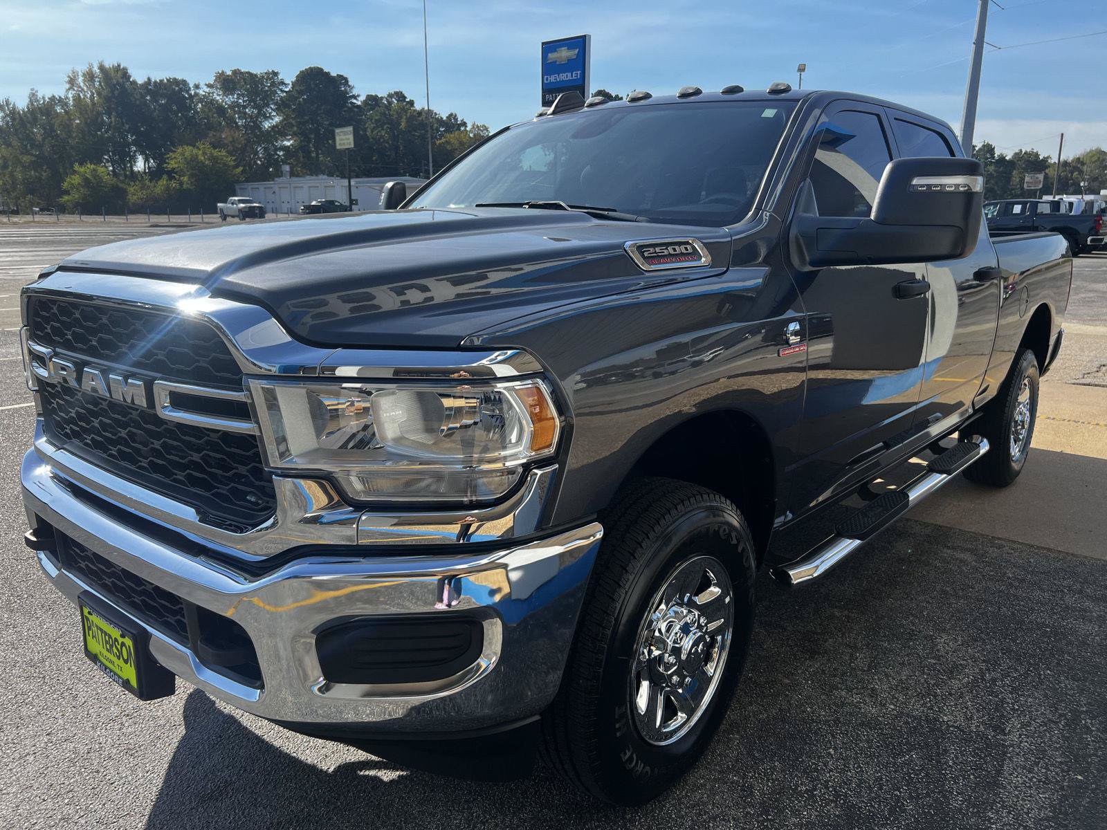 Used 2024 RAM 2500 Tradesman w/ Chrome Appearance Group AWD/4WD image 7