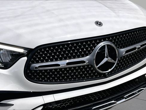 Certified 2025 Mercedes-Benz GLC 300 4MATIC w/ AMG Line image 29