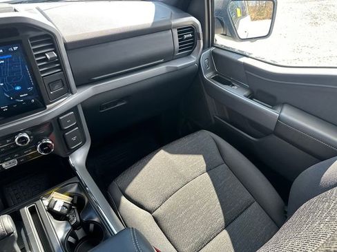 Used 2025 Ford F150 XLT w/ Equipment Group 302A MID image 21
