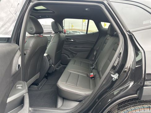 New 2026 Chevrolet Trax RS w/ Sunroof Package image 20