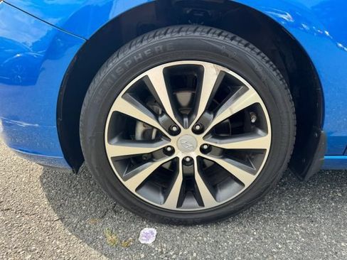 Used 2018 Hyundai Elantra GT w/ Tech Package 03 FWD image 20