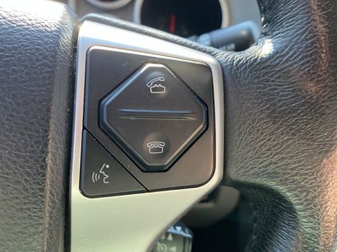 Used 2015 Toyota Sequoia Limited AWD/4WD image 29