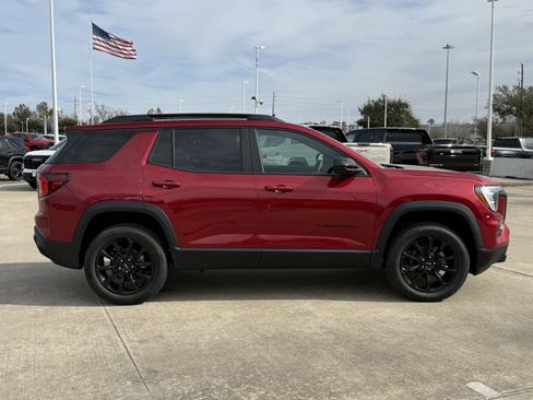 New 2026 GMC Terrain Elevation w/ Elevation Premium Package FWD image 3