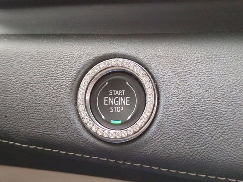 Used 2021 Cadillac Escalade Premium Luxury w/ Driver Assist Tech Package image 29