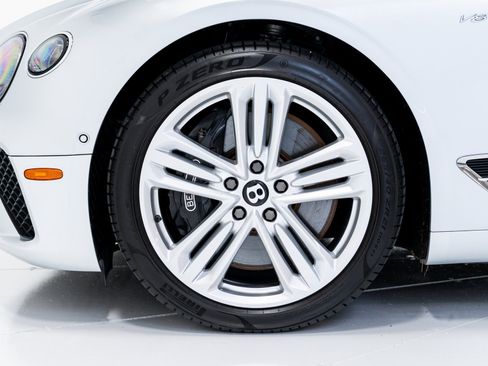 Certified 2022 Bentley Continental GT image 44